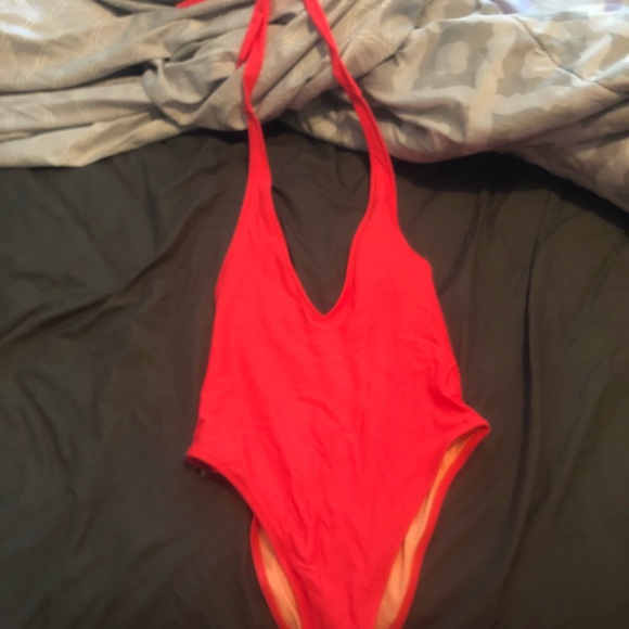 NEW aerie deep plunge one piece - Picture 3 of 4